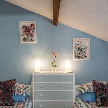 Lavender House - Traditional Stone House Oozing Charm And Character Cersay Esterno foto