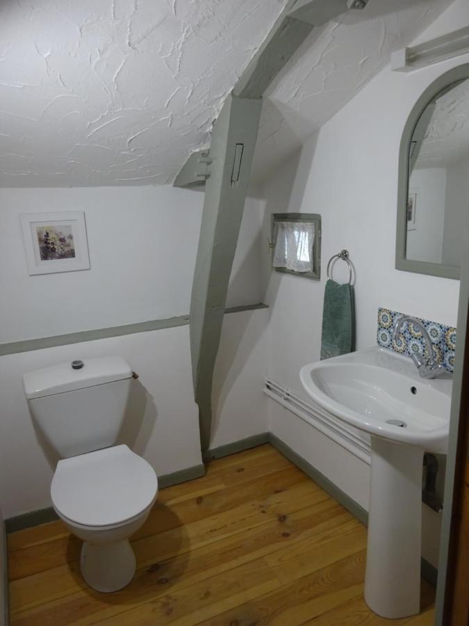 Lavender House - Traditional Stone House Oozing Charm And Character Cersay Esterno foto